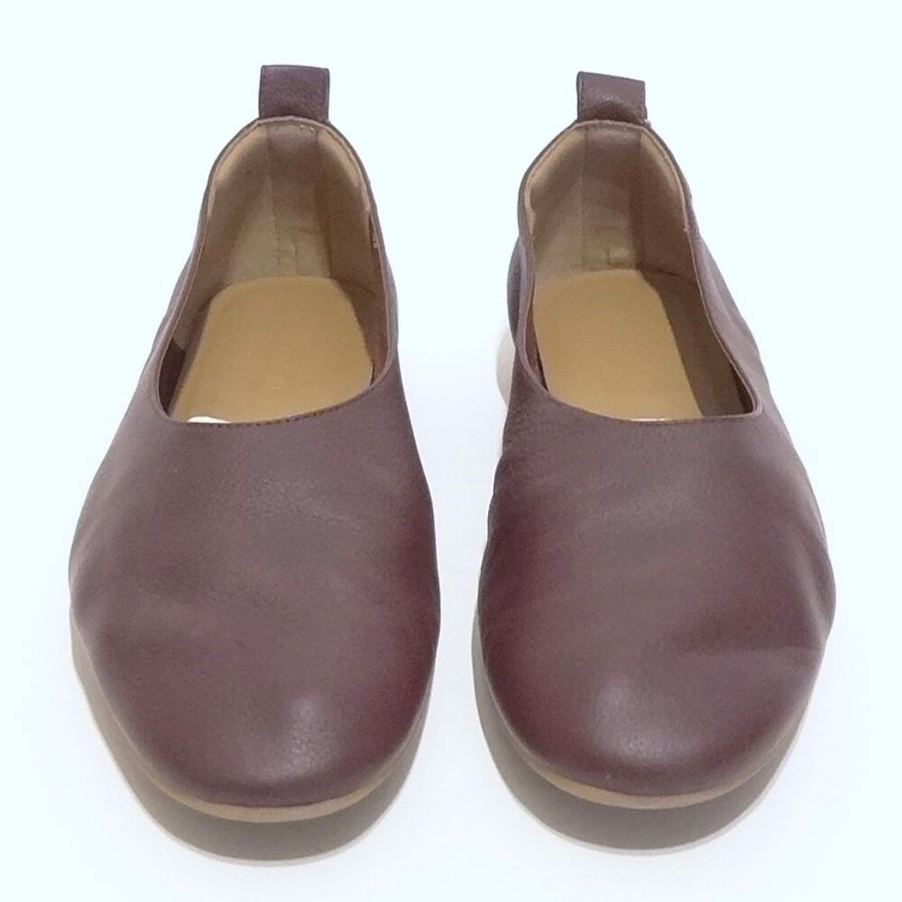 Everlane Italian Leather Dayglove Flats Burgundy size 6.5